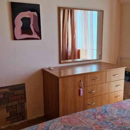 Aпартамент Южен Плаж Равда Appartement *
